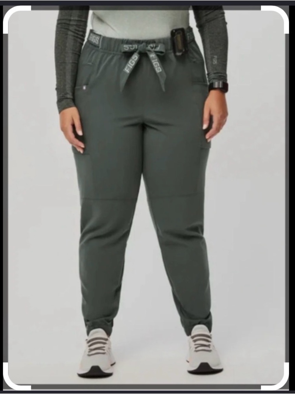 FIGS Catrina Top & Limited Edition Scrub Jogger Cargos w/ Bow Drawstring